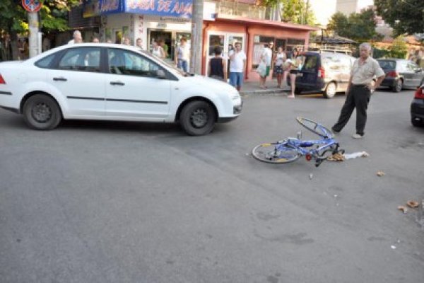 Biciclist rănit pe bulevardul Mamaia